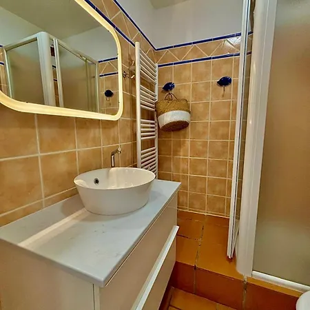 Duplex Vue Dans Résidence Avec Piscine Et Parking